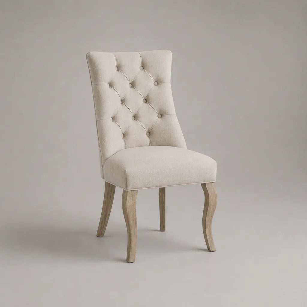 Sedia da pranzo imbottita beige in tessuto con schienale trapuntato e gambe curve in legno, 52 x 62 x 101 cm