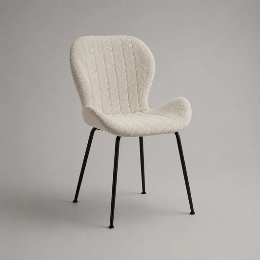 Sedia da pranzo imbottita in tessuto bouclé con gambe in acciaio, bianco crema e nero, 58 x 60 x 83 cm